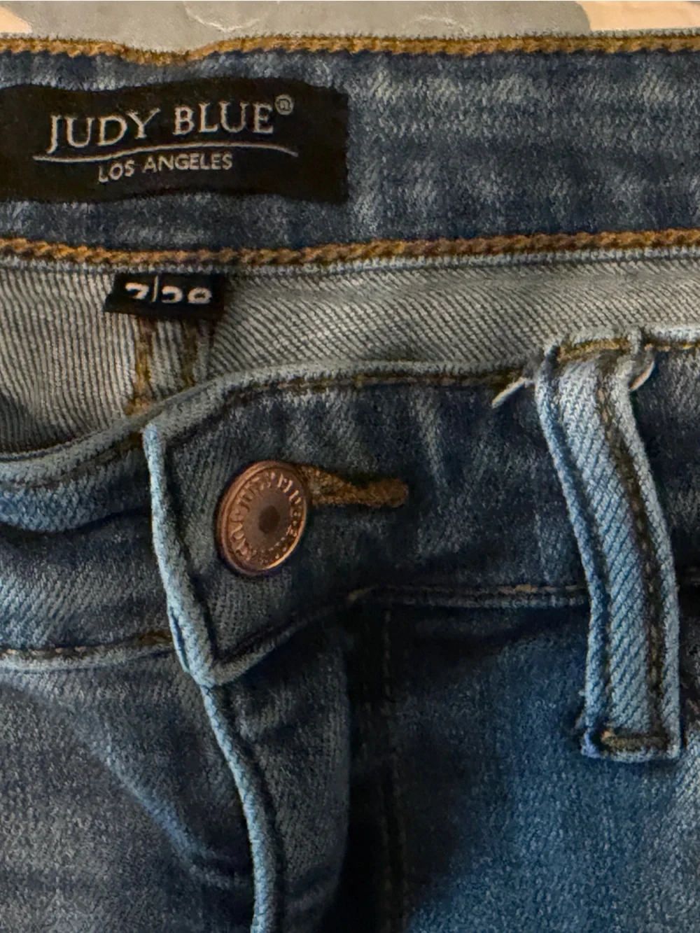 Judy Blue Washed Blue Slim Straight Jeans